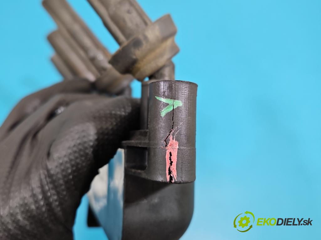 Citroen Xsara Picasso 1.6 8V 95 HP manual 70 kW 1587 cm3 5- cievka zapaľovacia 9628158580 (Zapaľovacia cievka)