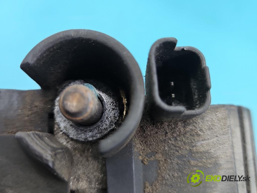Citroen Xsara Picasso 1.6 8V 95 HP manual 70 kW 1587 cm3 5- Alternator 9642880180 (Alternátor)