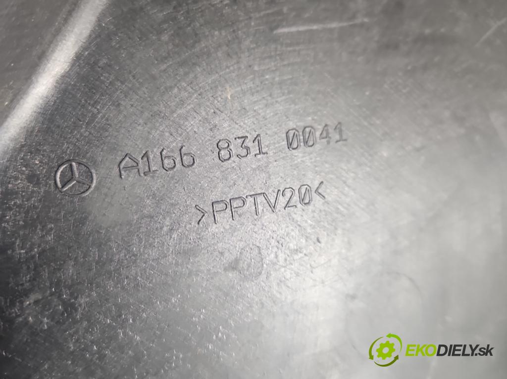 Mercedes GL II X166 2012-2015 4.7 V8 278928 340KM: automatic 250 kW 4663 cm3 5- torpédo A1668310041 (Torpédo (plast pod čelným sklom))