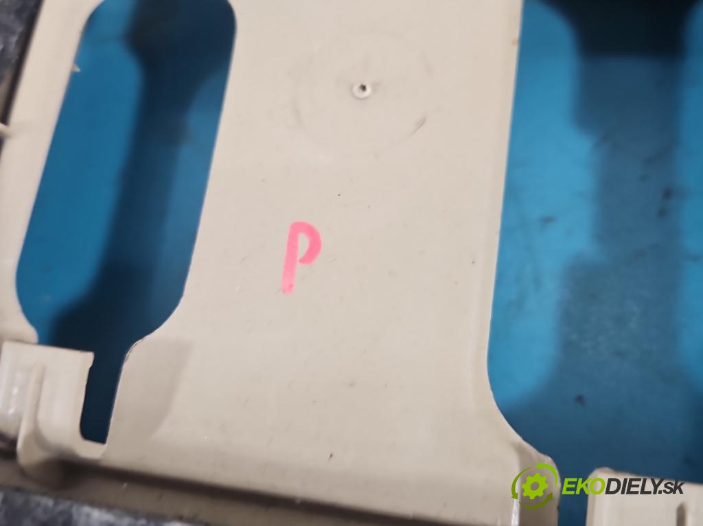 Mercedes GL II X166 2012-2015 4.7 V8 340KM: automatic 250 kW 4663 cm3 5- kryt plast A1666801608