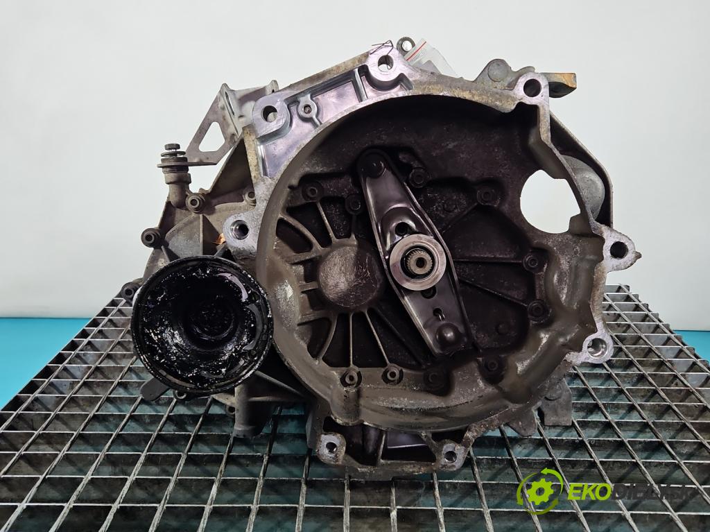 Vw Golf V 2003-2009 1.6 FSI 116 HP manual 85 kW 1598 cm3 5- prevodovka stupeň,rýchlosť manual GVV