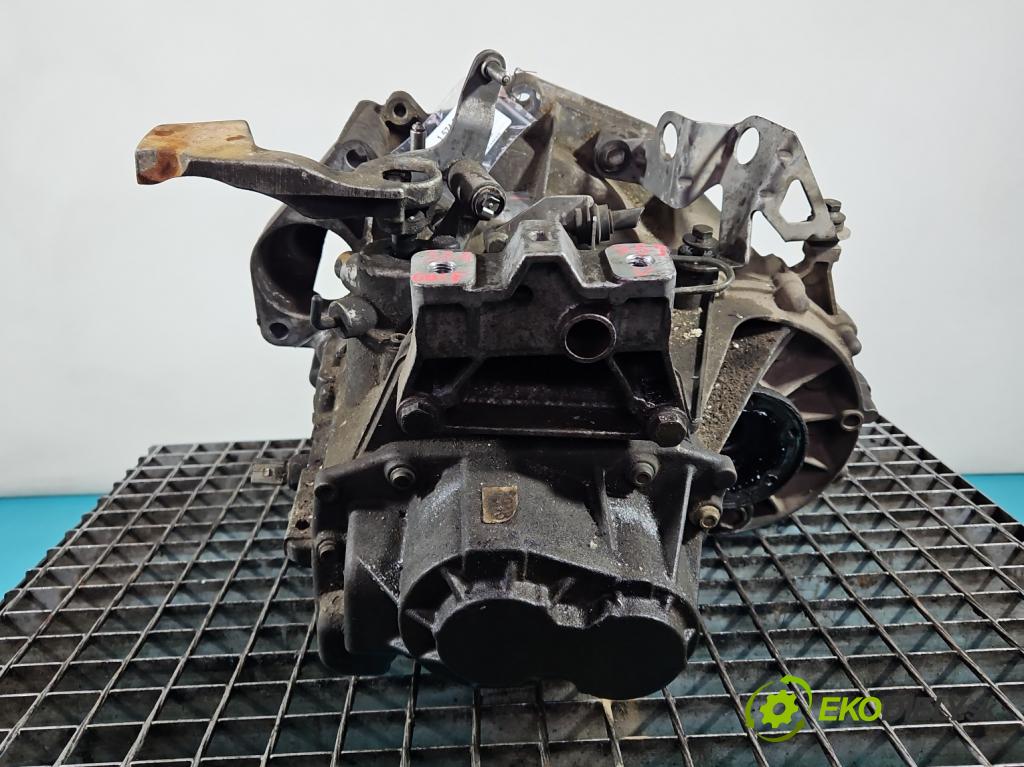 Vw Golf V 2003-2009 1.6 FSI 116 HP manual 85 kW 1598 cm3 5- prevodovka stupeň,rýchlosť manual GVV