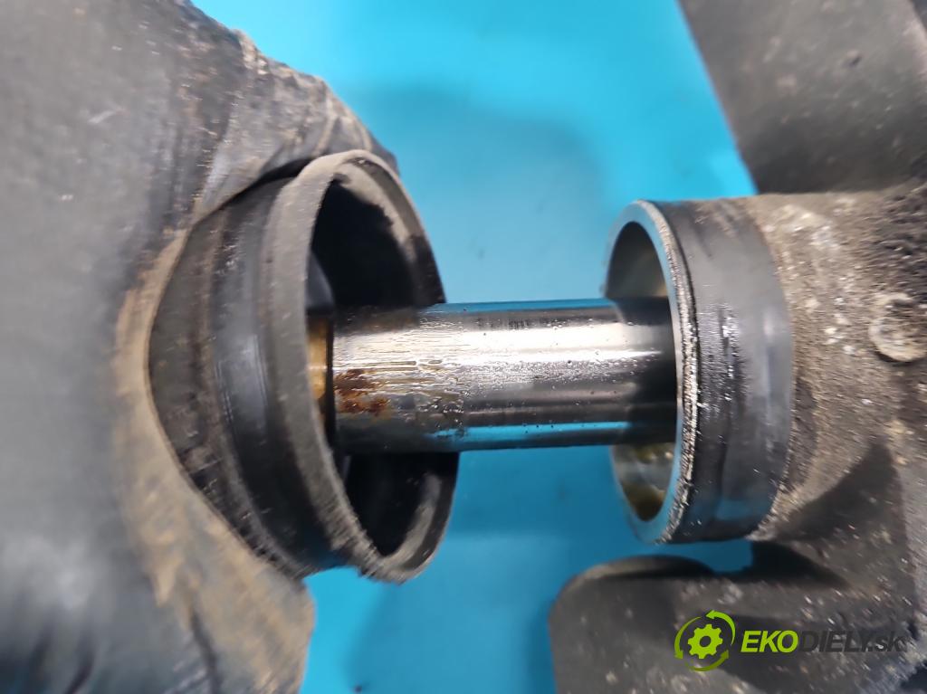 Volvo S40 II 2004-2012 2.0 hdi 136 HP manual 100 kW 1997 cm3 4- Ozubené kolo: volant P30723635