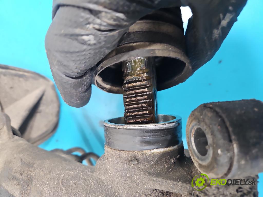 Volvo S40 II 2004-2012 2.0 hdi 136 HP manual 100 kW 1997 cm3 4- Ozubené kolo: volant P30723635