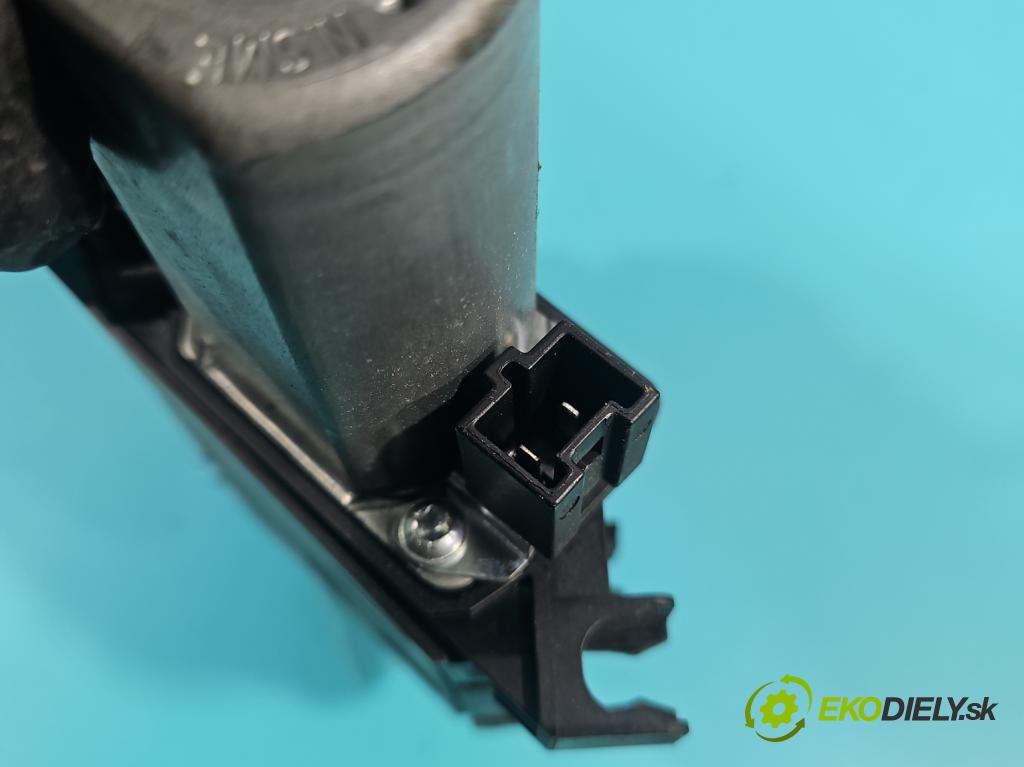 Mercedes S W221 2005-2013 3.5 V6 272 HP automatic 200 kW 3498 cm3 4- zámok kufrové dvere zadné 2217500085