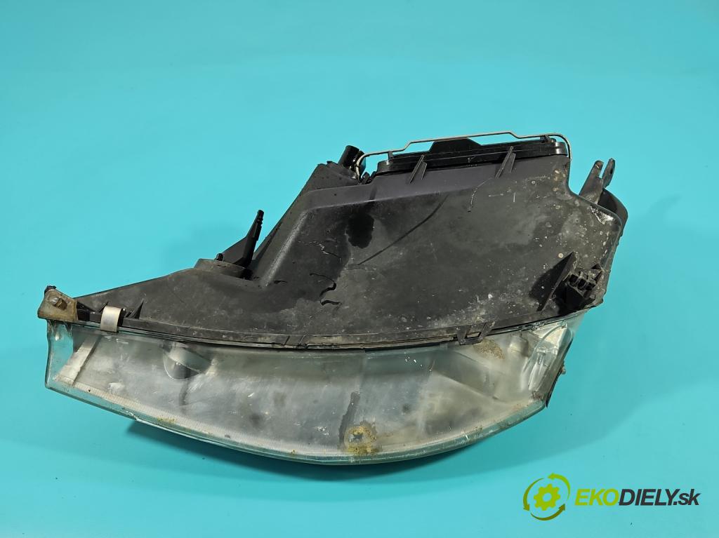 Ford Focus Mk1 1998-2004 1.8 tdci 116 HP manual 85 kW 1753 cm3 3- Reflektor: pravý 2M51-13W029-BD (Svetlo predné pravé)