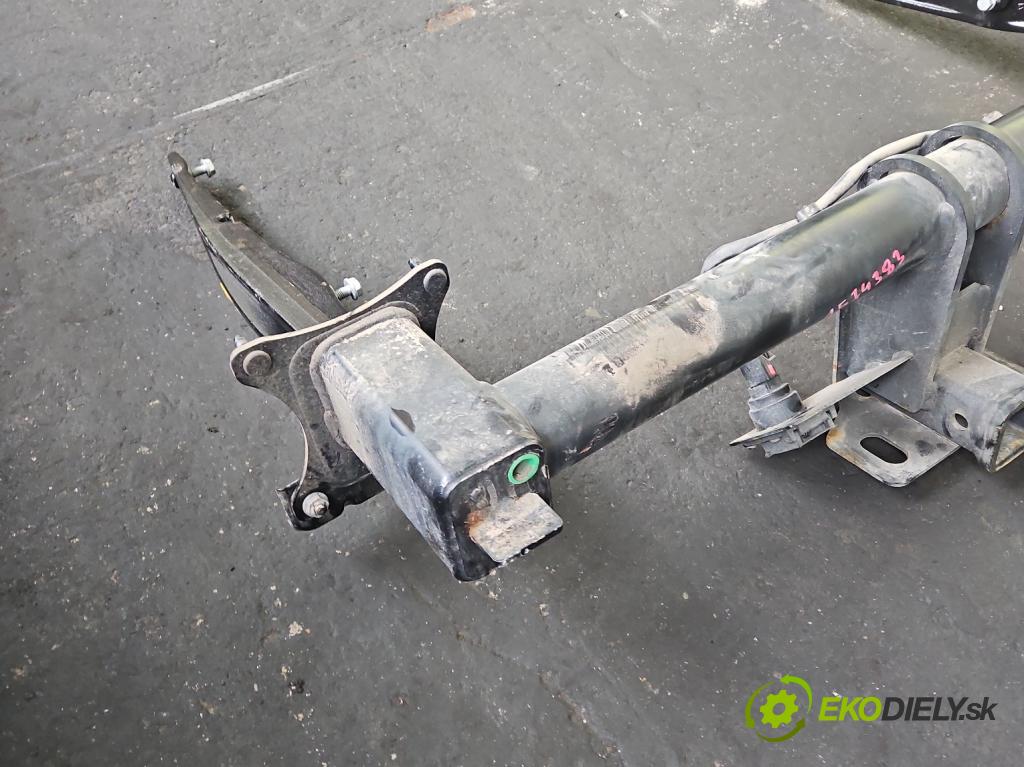 Mercedes GL II X166 2012-2015 4.7 V8 278928 340KM automatic 250 kW 4663 cm3 5- oko tažné A1663101137 (Tažné zařízení)