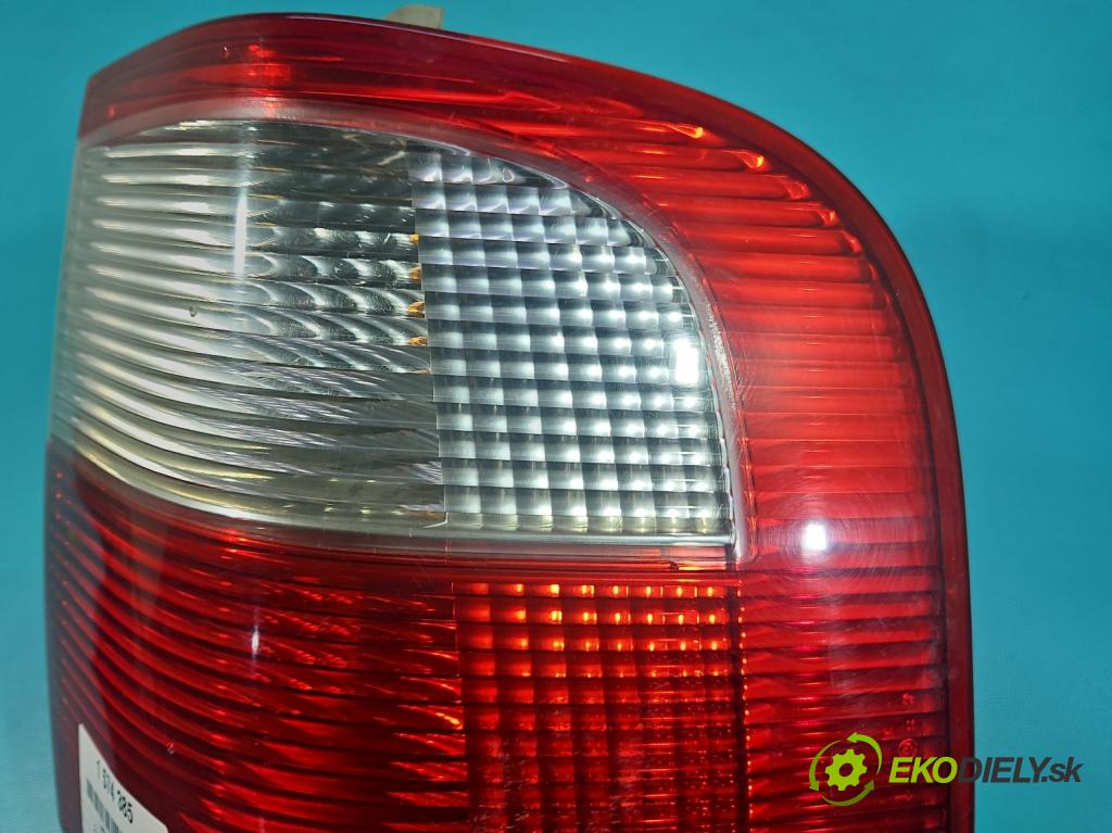 Ford Galaxy Mk1 1995-2006 2.3 16V 145 HP manual 107 kW 2295 cm3 5- svetlo / reflektor zadné pravé  (Kľučka dverí ostatné)