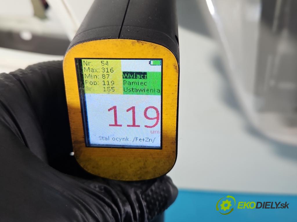 Mercedes GL II X166 2012-2015 4.7 V8 278928 340KM: automatic 250 kW 4663 cm3 5- zadna kufor  (Kapota zadná (kufor))