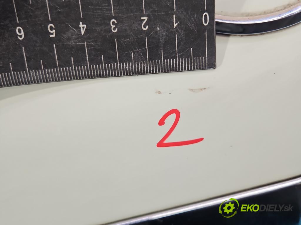 Mercedes GL II X166 2012-2015 4.7 V8 278928 340KM: automatic 250 kW 4663 cm3 5- zadna kufor  (Kapota zadná (kufor))