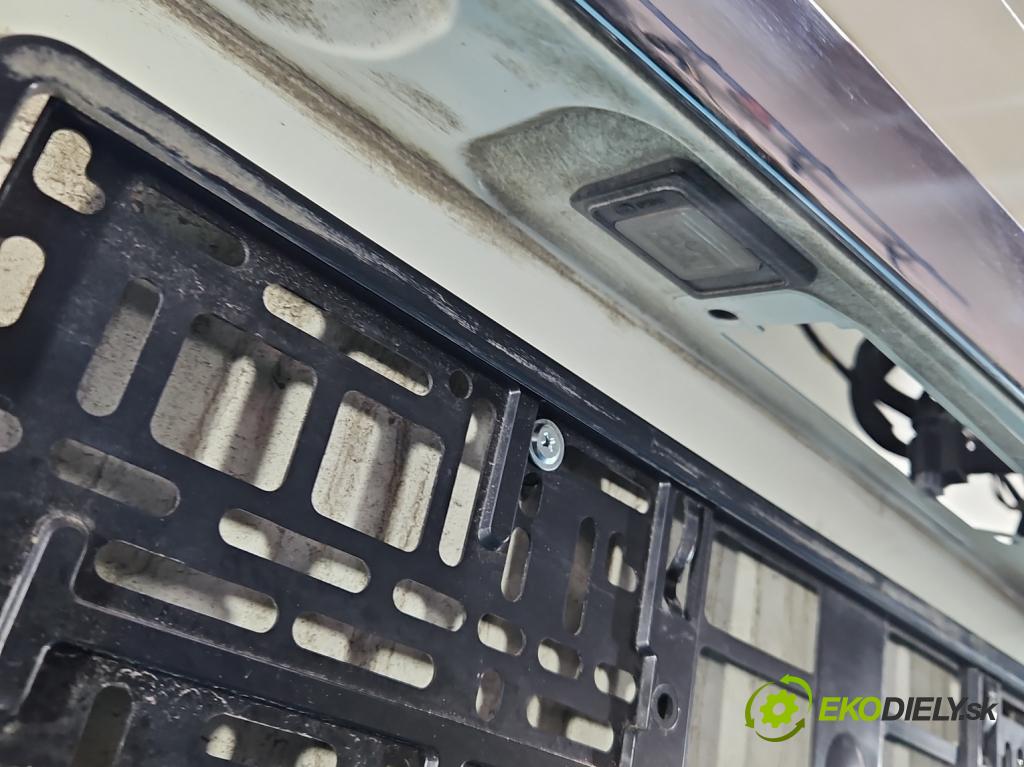 Mercedes GL II X166 2012-2015 4.7 V8 278928 340KM: automatic 250 kW 4663 cm3 5- zadna kufor  (Kapota zadná (kufor))