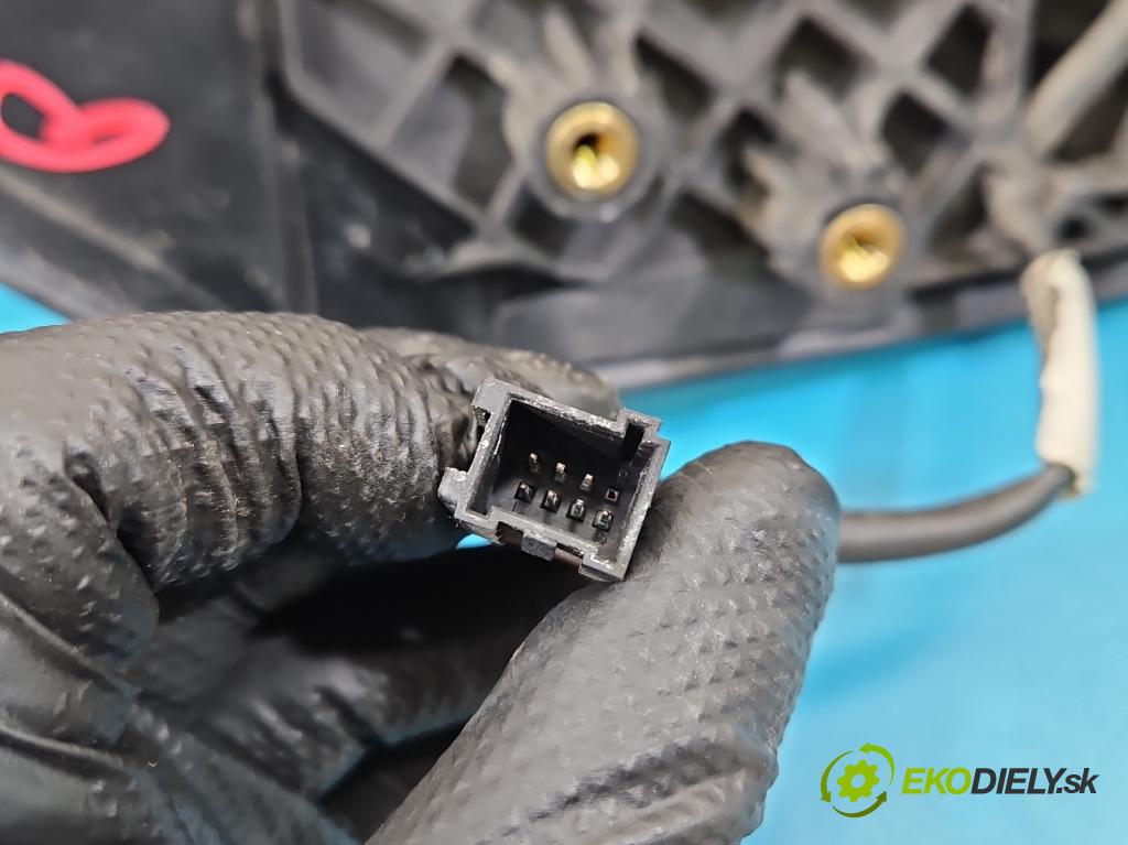 Peugeot Bipper 1.4 hdi 68 HP manual 50 kW 1399 cm3 5- zrkadlo pravé  (Kľučka dverí ostatné)