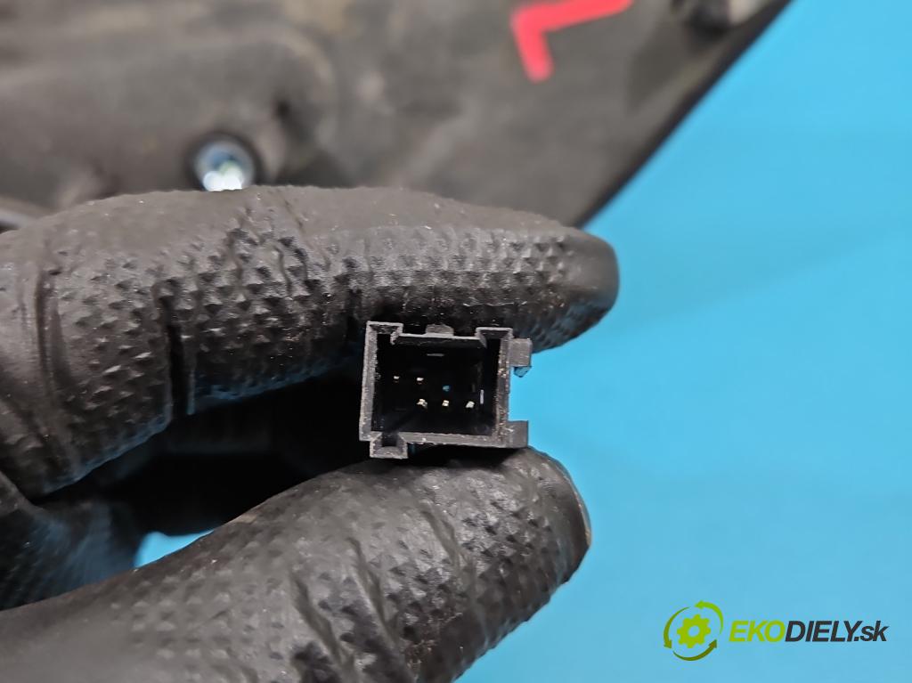 Peugeot Bipper 1.4 hdi 68 HP manual 50 kW 1399 cm3 5- zrkadlo ľavé  (Kľučka dverí ostatné)