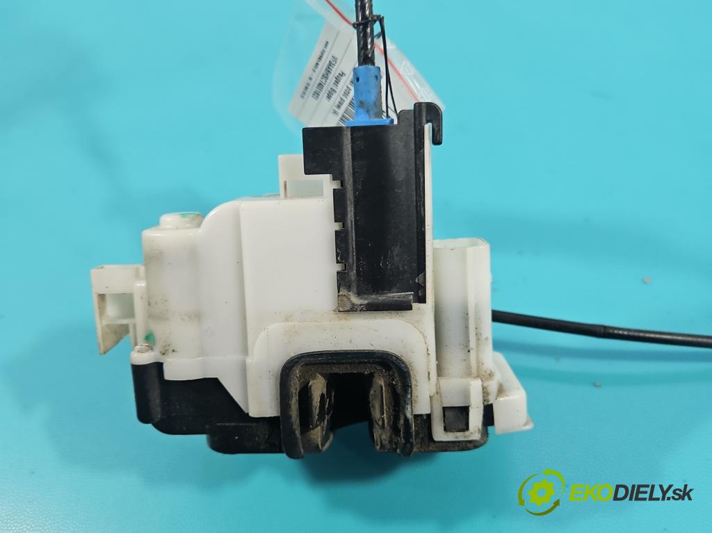 Peugeot Bipper 1.4 hdi 68 HP manual 50 kW 1399 cm3 5- zámok predné pravý 1357552080