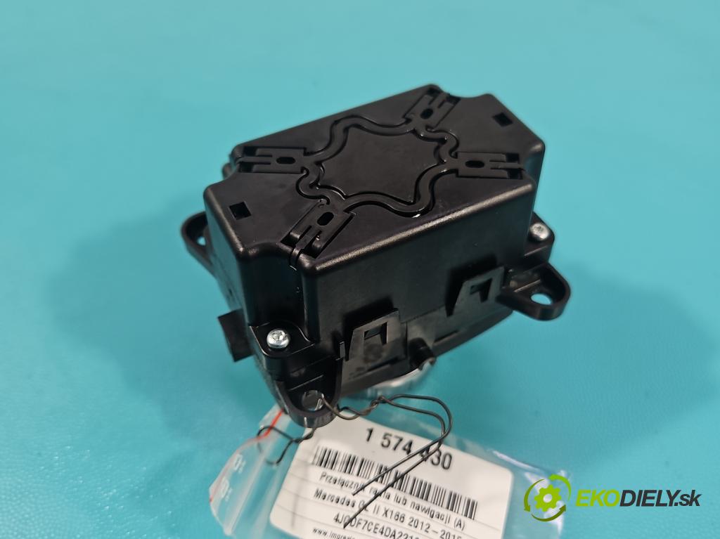 Mercedes GL II X166 2012-2015 4.7 V8 278928 340KM: automatic 250 kW 4663 cm3 5- prepínač rádio: navigácie A1669003701