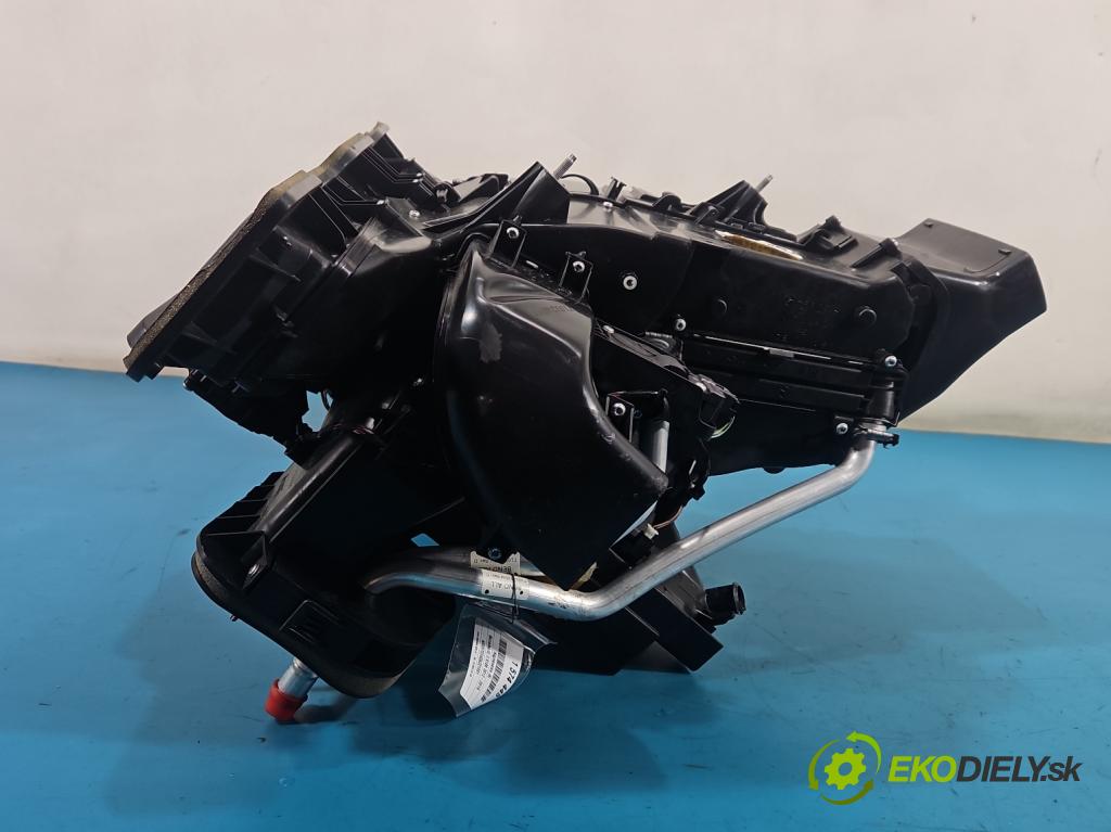 Mercedes GL II X166 2012-2015 4.7 V8 278928 340KM: automatic 250 kW 4663 cm3 5- radiator T1012426X (Radiátor kúrenia)