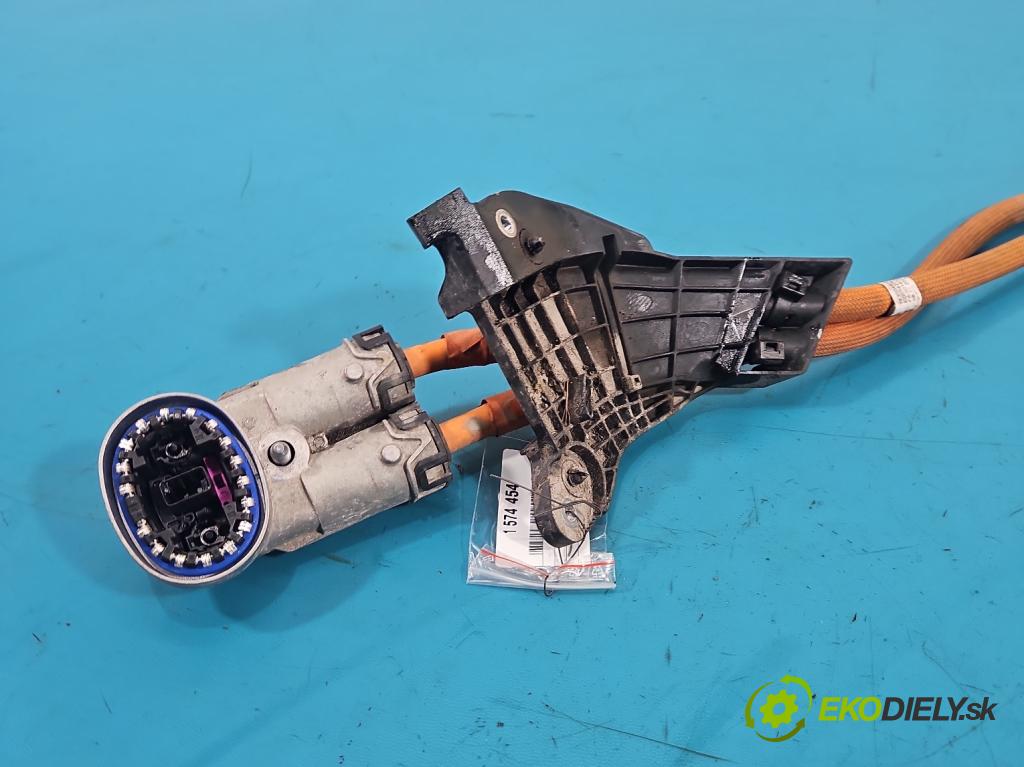 Bmw iX1 U11 0.0 elektrický: 272 HP automatic 200 kW 1 cm3 5- Zväzok: ostatné 767004903AA