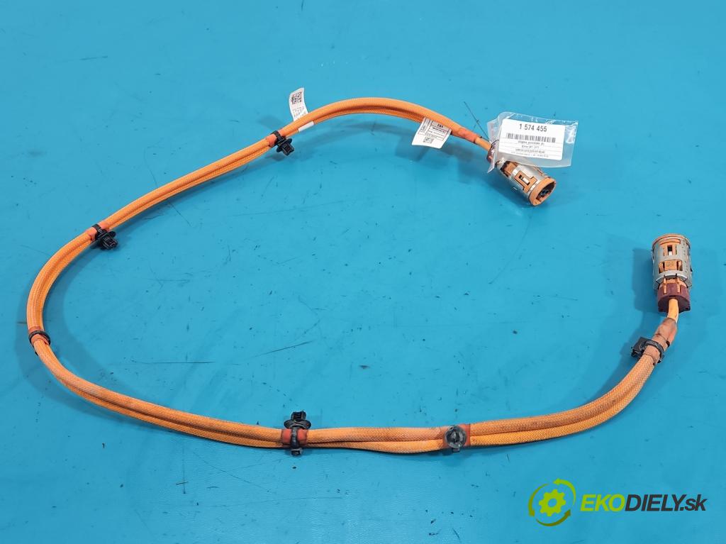 Bmw iX1 U11 0.0 elektrický: 272 hp automatic 200 kW 1 cm3 5- Balíček: 767003804A