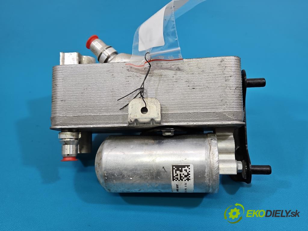 Bmw iX1 U11 0.0 elektrický: 272 HP automatic 200 kW 1 cm3 5- Výparník: klimatizácie 24104210