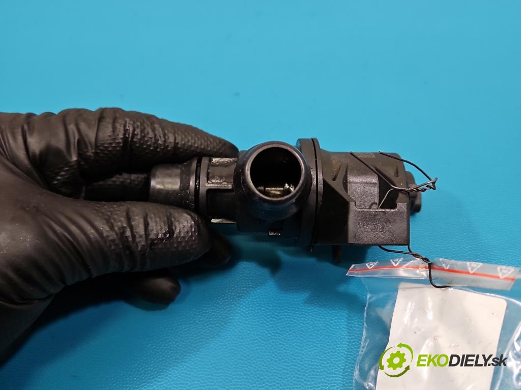 Bmw iX1 U11 0.0 elektrický: 272 HP automatic 200 kW 1 cm3 5- ventil voda: 9896408