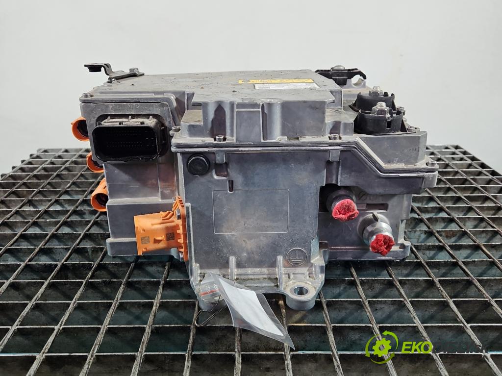 Bmw iX1 U11 0.0 elektrický: 272 HP automatic 200 kW 1 cm3 5- střídač: prúd 5A7F995