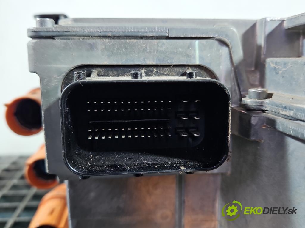 Bmw iX1 U11 0.0 elektrický: 272 HP automatic 200 kW 1 cm3 5- střídač: prúd 5A7F995