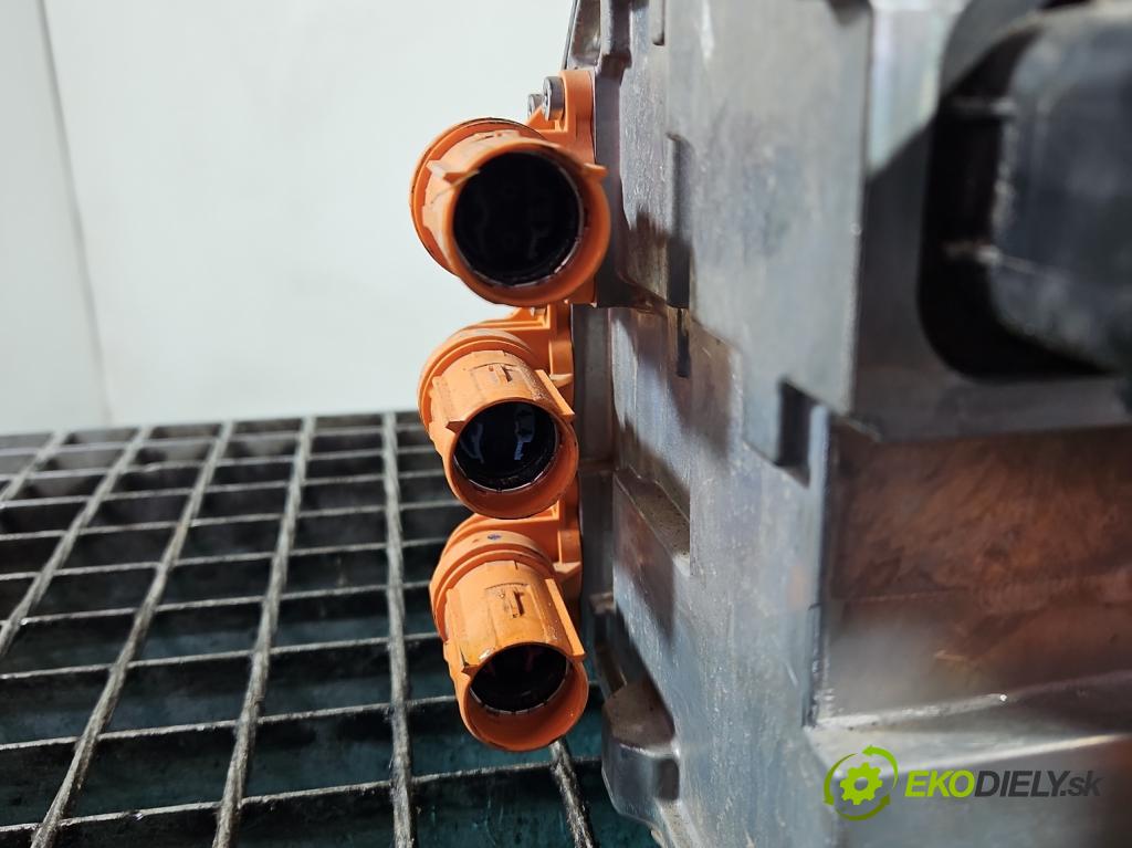 Bmw iX1 U11 0.0 elektrický: 272 HP automatic 200 kW 1 cm3 5- střídač: prúd 5A7F995