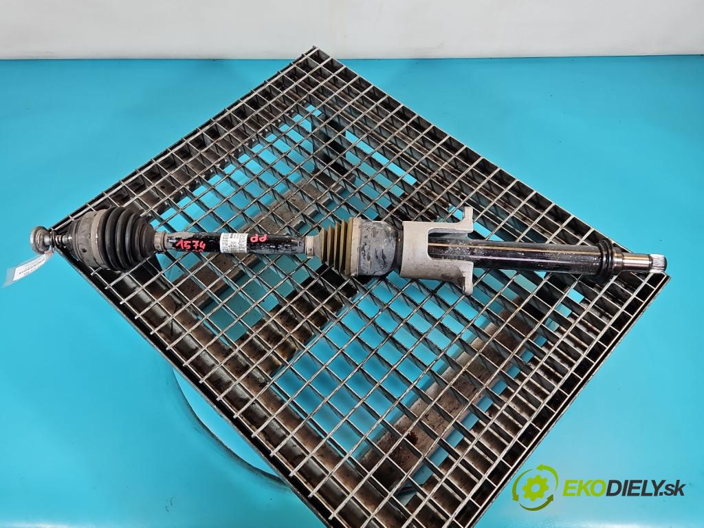 Bmw iX1 U11 0.0 elektrický: 272 HP automatic 200 kW 1 cm3 5- poloos predné pravé 9884798-01