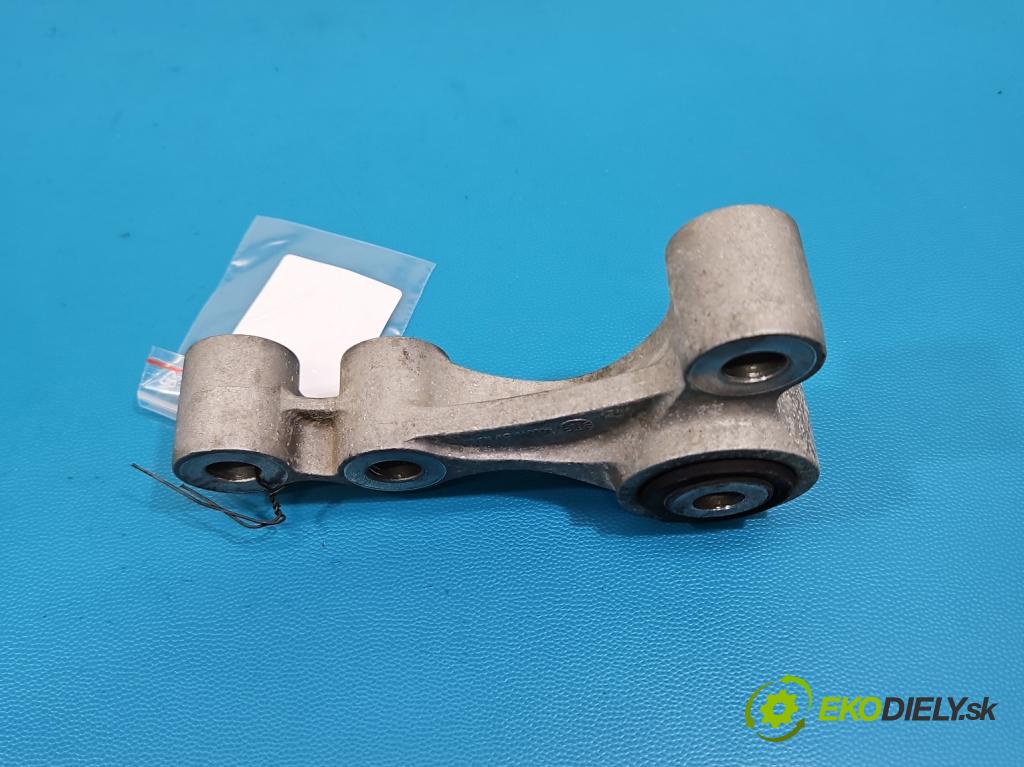 Bmw iX1 U11 0.0 elektrický: 272 HP automatic 200 kW 1 cm3 5- Upevnenie: 9894731