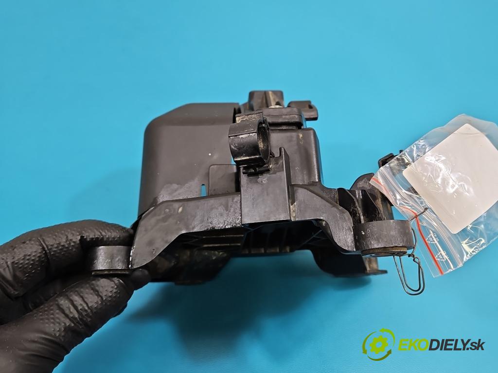 Bmw iX1 U11 0.0 elektrický: 272 HP automatic 200 kW 1 cm3 5- Upevnenie: 8490368