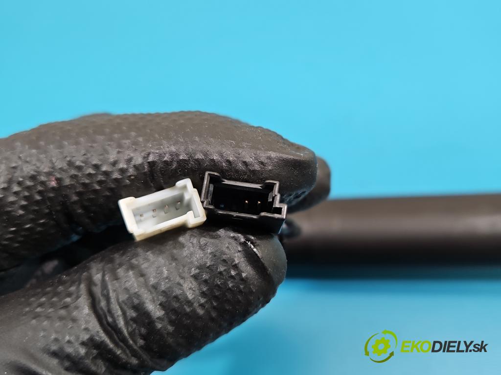 Bmw iX1 U11 0.0 elektrický: 272 hp automatic 200 kW 1 cm3 5- Aktuátor: kufrových dveří pravý 9450475