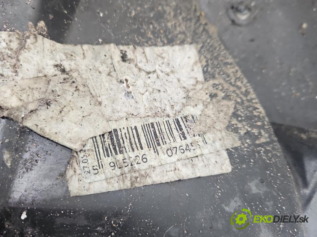 Mercedes GL II X166 2012-2015 4.7 V8 278928 340KM: automatic 250 kW 4663 cm3 5- Blatník: predné ľavé A1668802605