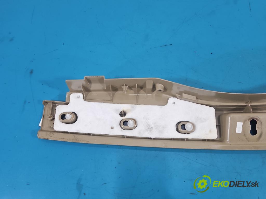 Mercedes GL II X166 2012-2015 4.7 V8 340KM: automatic 250 kW 4663 cm3 5- kryt plast A1666900341