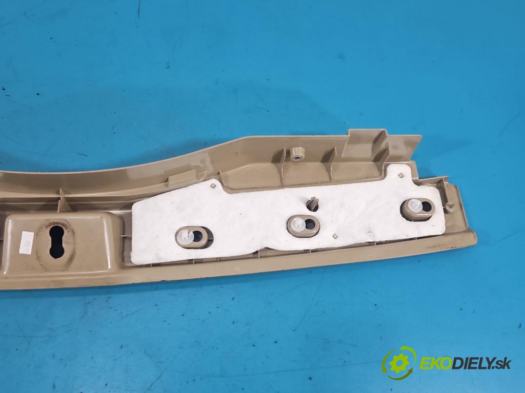 Mercedes GL II X166 2012-2015 4.7 V8 340KM: automatic 250 kW 4663 cm3 5- kryt plast A1666900341