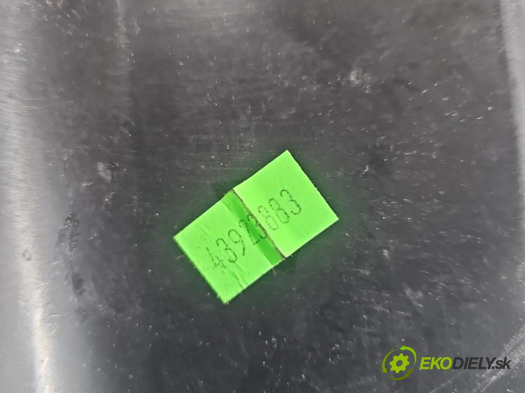 Mercedes GL II X166 2012-2015 4.7 V8 278928 340KM: automatic 250 kW 4663 cm3 5- Vstup: vzduchu A1668300053