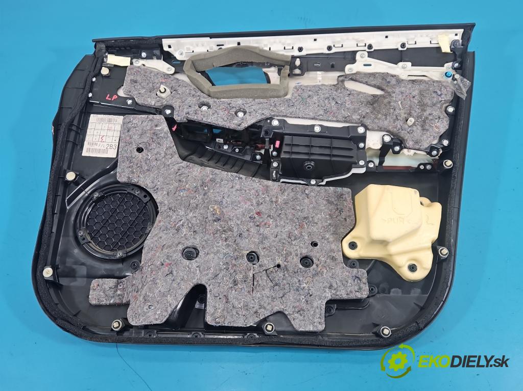 Lexus NX I 2014-2021 2.5 16V 155 HP automatic 114 kW 2494 cm3 5- Čalounictví: dvere predné ľavé 67602-X1B15