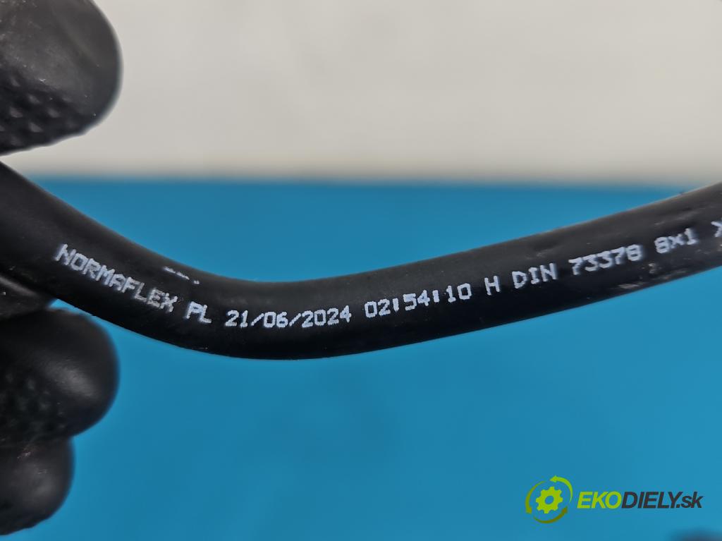 Mercedes GL II X166 2012-2015 4.7 V8 278928 340KM automatic 250 kW 4663 cm3 5- trubka systému chłodzenia A1665001091