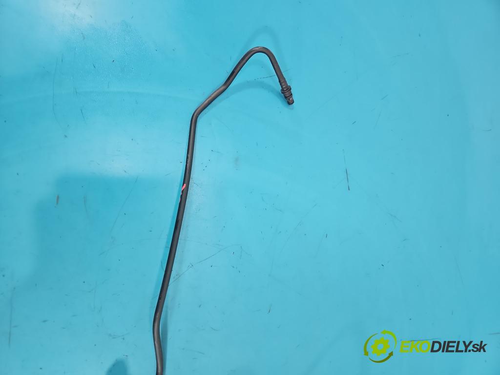 Mercedes GL II X166 2012-2015 4.7 V8 278928 340KM automatic 250 kW 4663 cm3 5- trubka systému chłodzenia A1665001091