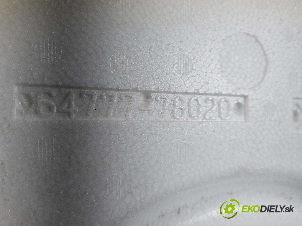 Lexus NX I 2014-2021 2.5 16V 155 HP automatic 114 kW 2494 cm3 5- Příspěvek: Polystyren: kufra: 64777-78020