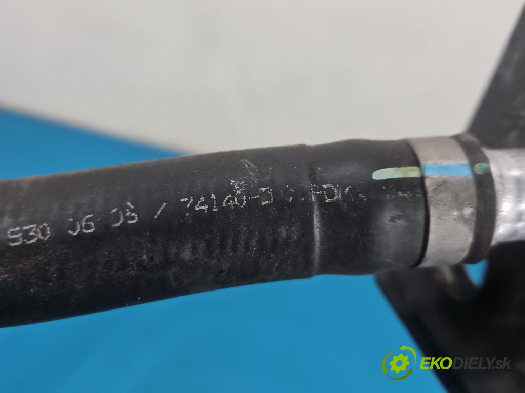 Mercedes GL II X166 2012-2015 4.7 V8 278928 340KM: automatic 250 kW 4663 cm3 5- rúrka systému chladenia A1669300605