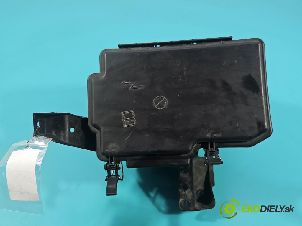 Mercedes GL II X166 2012-2015 4.7 V8 278928 340KM: automatic 250 kW 4663 cm3 5- obal A1665400224