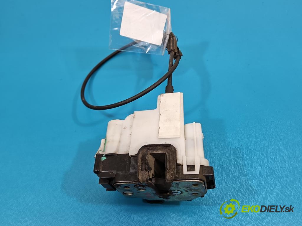 Fiat 500 2007-2020 1.3 jtd 75 HP manual 55 kW 1248 cm3 3- zámok predné pravý 51785918