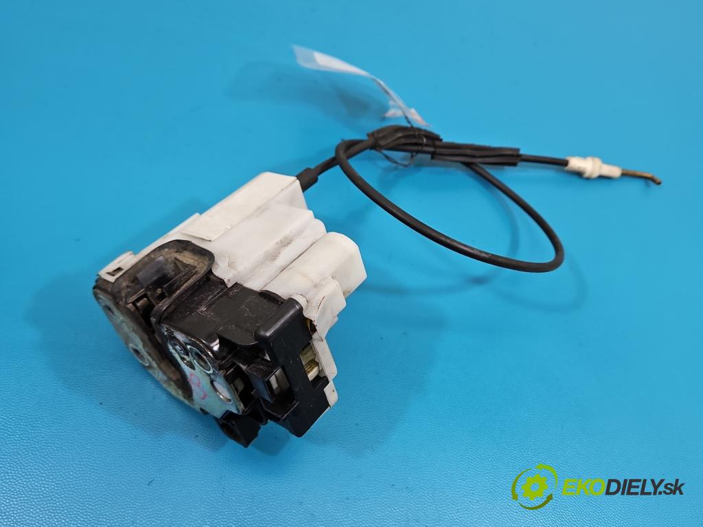 Fiat 500 2007-2020 1.3 jtd 75 HP manual 55 kW 1248 cm3 3- zámok predné ľavý 51785924