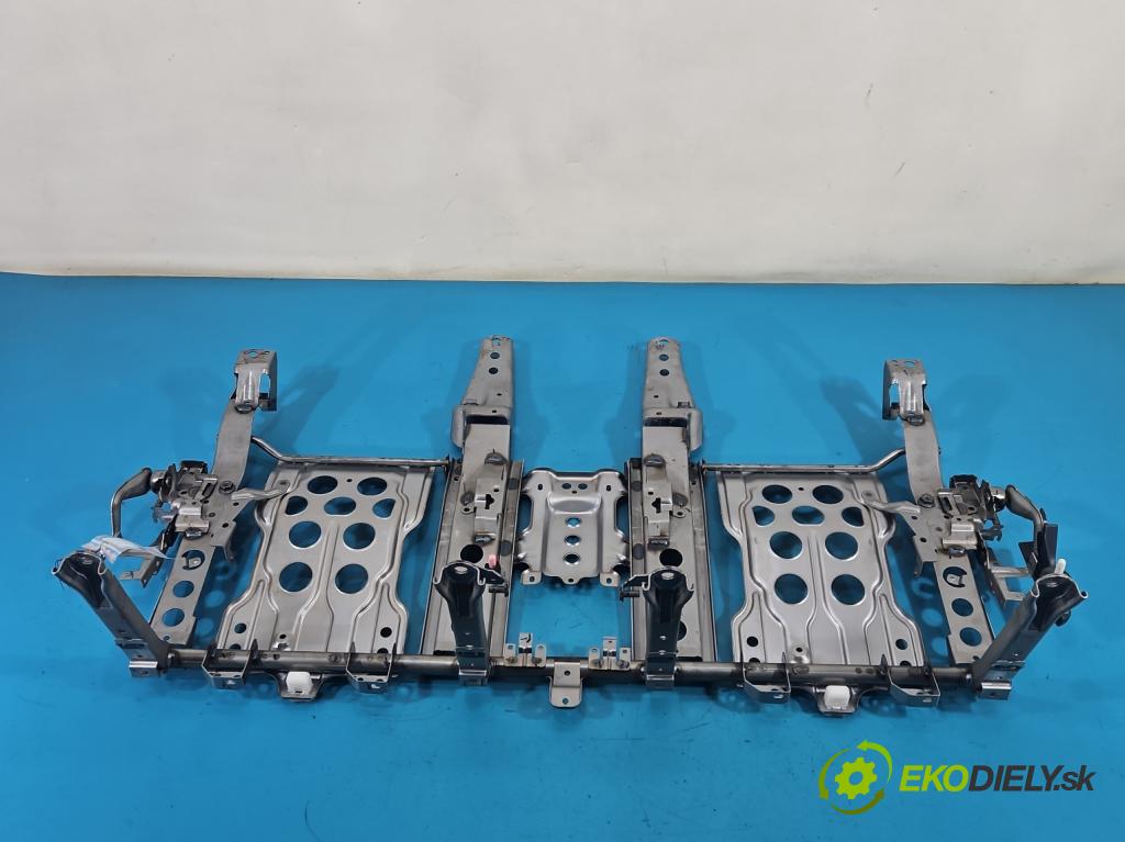 Lexus NX I 2014-2021 2.5 16V 155 hp automatic 114 kW 2494 cm3 5- Rám: