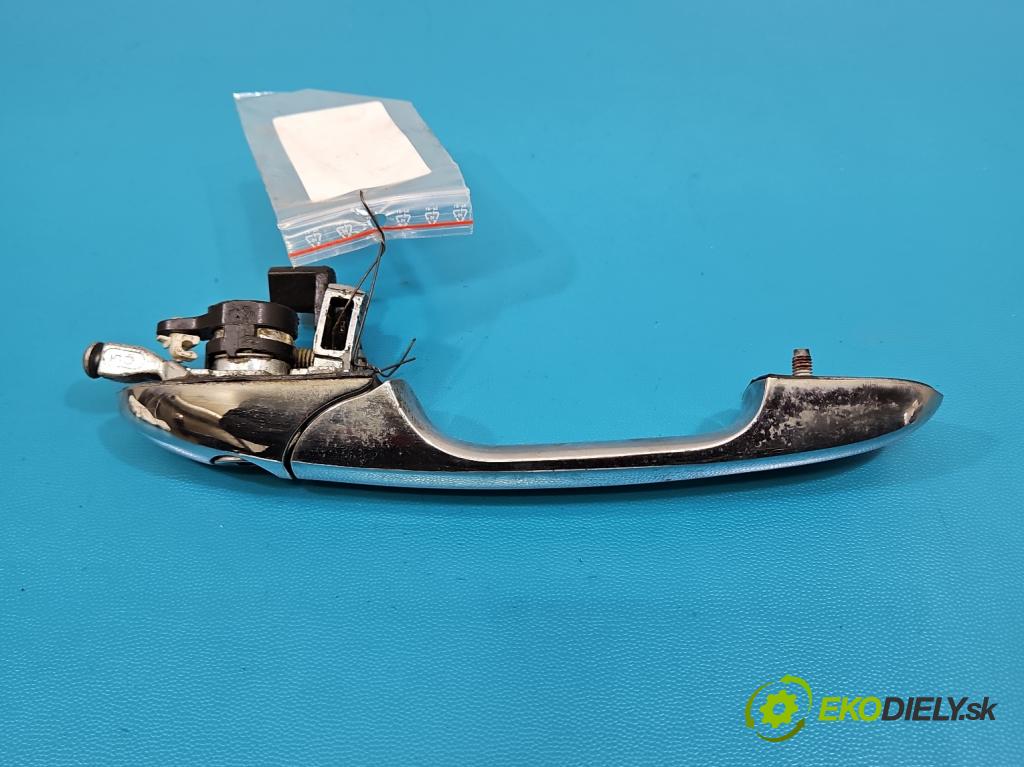 Fiat 500 2007-2020 1.3 jtd 75 HP manual 55 kW 1248 cm3 3- rukoväť predné ľavé mimo:  (Kľučka dverí vonkajšia predná ľavá)