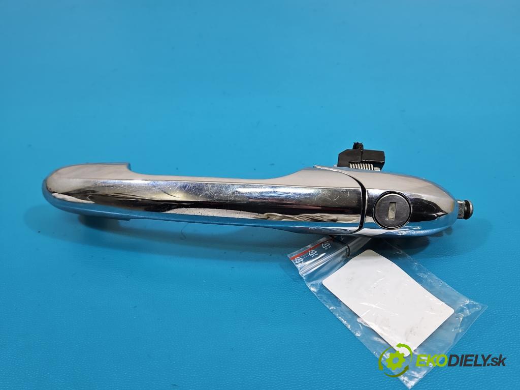 Fiat 500 2007-2020 1.3 jtd 75 HP manual 55 kW 1248 cm3 3- rukoväť predné ľavé mimo:  (Kľučka dverí vonkajšia predná ľavá)