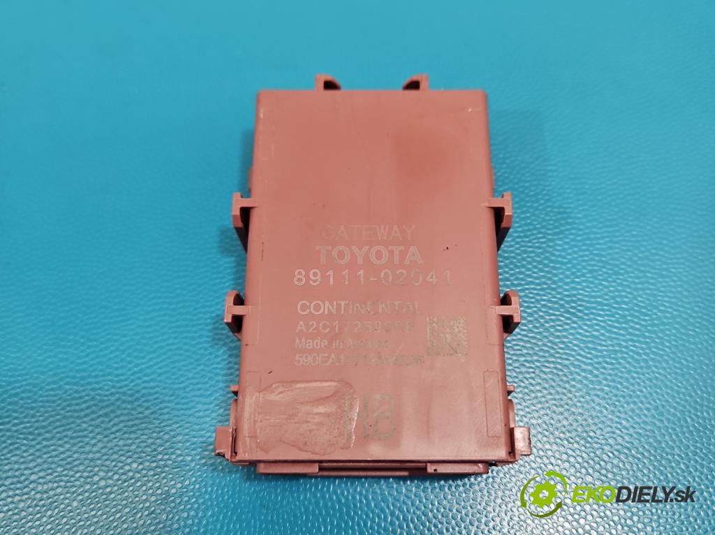 Toyota Corolla E21 2019- 1.5 12V 125 HP automatic 92 kW 1490 cm3 4- riadiaca jednotka ostatné 89111-02041