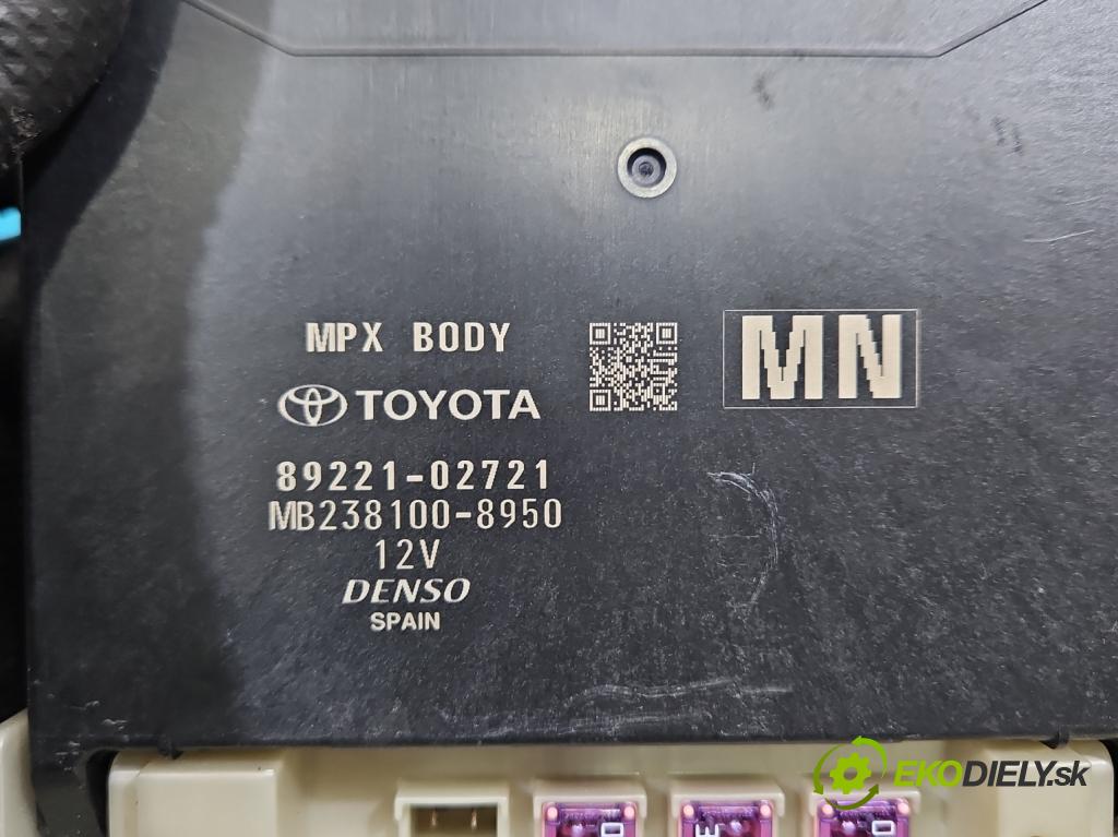 Toyota Corolla E21 2019- 1.5 12V 125 hp automatic 92 kW 1490 cm3 4- řídící jednotka komfortu 82730-02P80-A