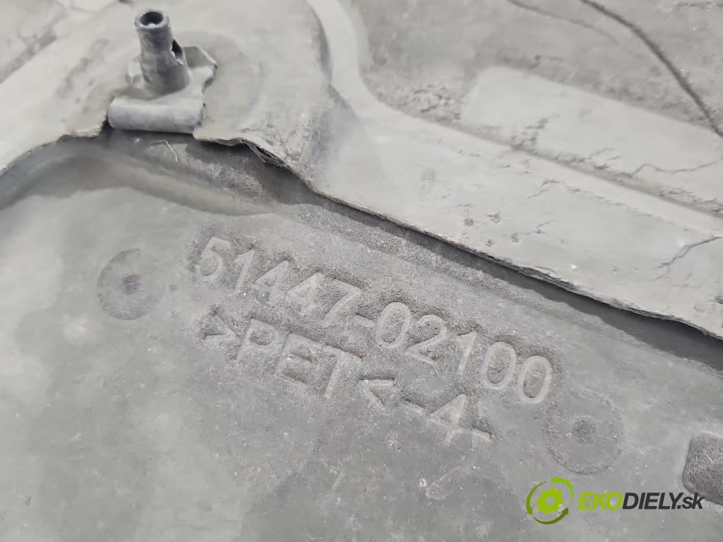 Toyota Corolla E21 2019- 1.5 12V 125 HP automatic 92 kW 1490 cm3 4- kryt motora dolní: 51447-02100