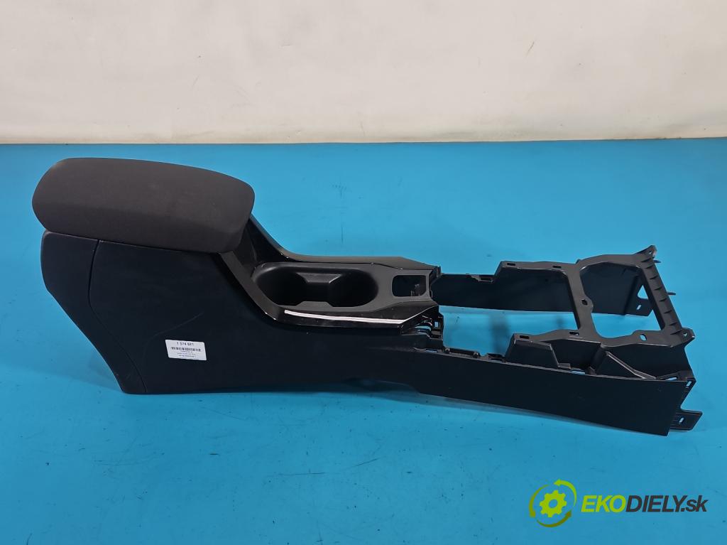 Toyota Corolla E21 2019- 1.5 12V 125 hp automatic 92 kW 1490 cm3 4- loketní opěrka  (Loketní opěrka)